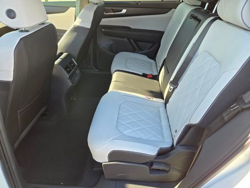 New 2026 Volkswagen Atlas Cross Sport SEL Premium R-Line AWD/4WD image 7