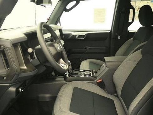 New 2026 Ford Bronco 4-Door w/ Sasquatch Package AWD/4WD image 14