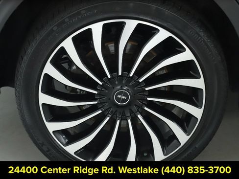 Certified 2023 Lincoln Nautilus Black Label AWD/4WD image 12
