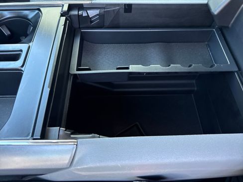 Certified 2022 Ford F150 XLT w/ Equipment Group 302A High image 26