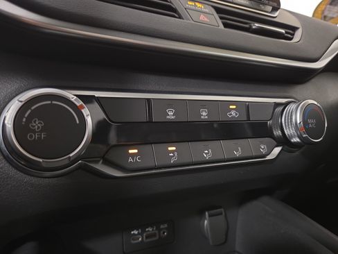 Used 2022 Nissan Altima 2.5 SR FWD image 26