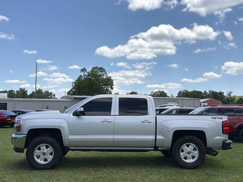 Used 2018 Chevrolet Silverado 1500 LT w/ All Star Edition AWD/4WD image 9
