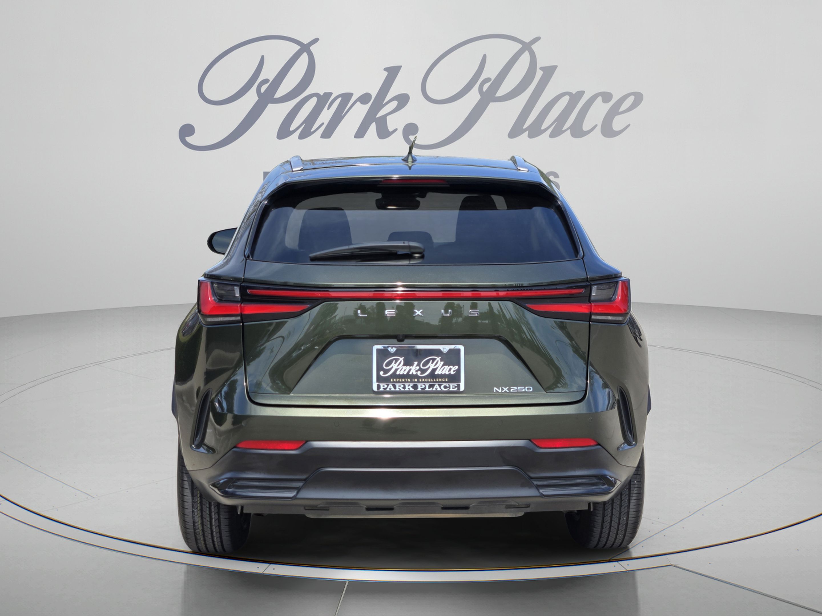 Used 2024 Lexus NX 250 FWD image 4