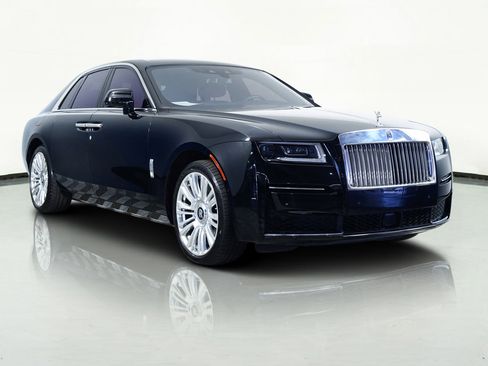 Used 2022 Rolls-Royce Ghost image 5