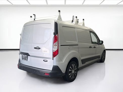 Used 2019 Ford Transit Connect XLT image 4