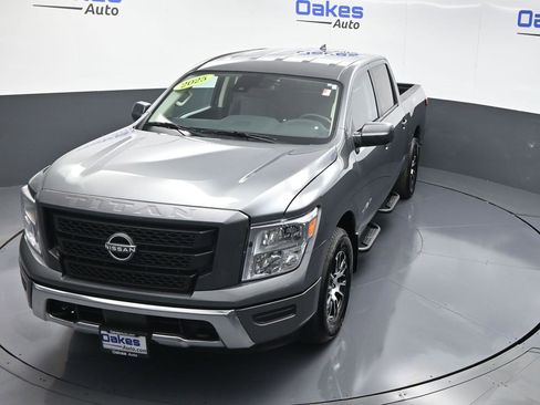 Used 2024 Nissan Titan SV w/ Accessory Utility Package image 48