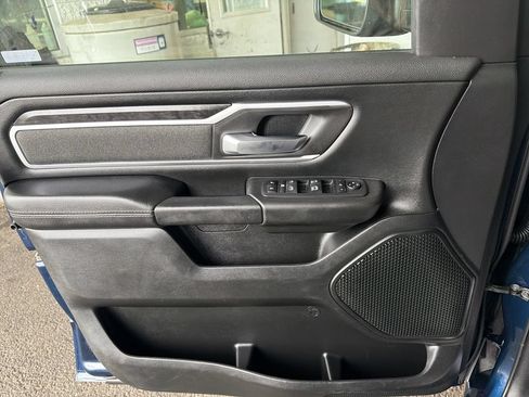 Used 2020 RAM 1500 Big Horn AWD/4WD image 23