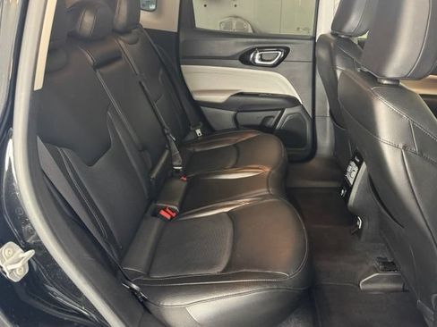 Used 2022 Jeep Compass Limited AWD/4WD image 27