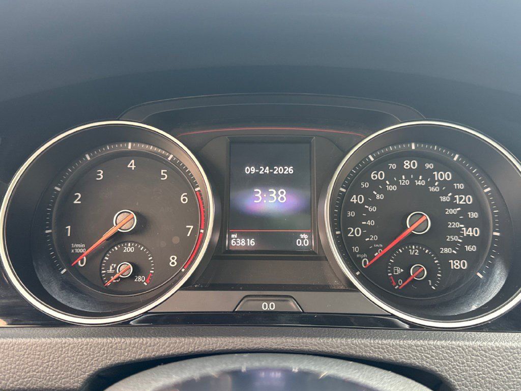 Used 2021 Volkswagen GTI SE FWD image 24