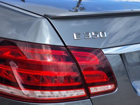 Used 2016 Mercedes-Benz E 350 Sedan image 34