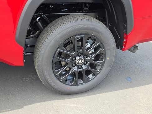 New 2026 Toyota Tundra Limited AWD/4WD image 10