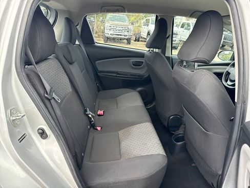 Used 2016 Toyota Yaris L FWD image 23