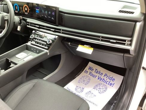 New 2026 Hyundai Santa Fe SE AWD/4WD image 19