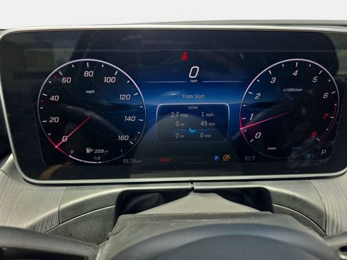 Used 2025 Mercedes-Benz C 300 4MATIC Sedan image 19