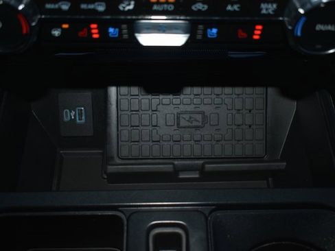 Used 2023 Ford F150 Lariat w/ Equipment Group 502A High image 38