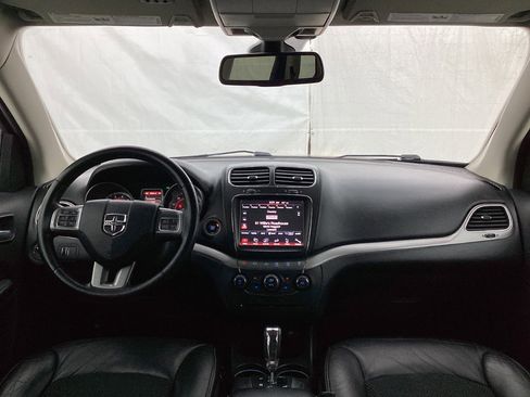 Used 2019 Dodge Journey Crossroad w/ Popular Equipment Group AWD/4WD image 27
