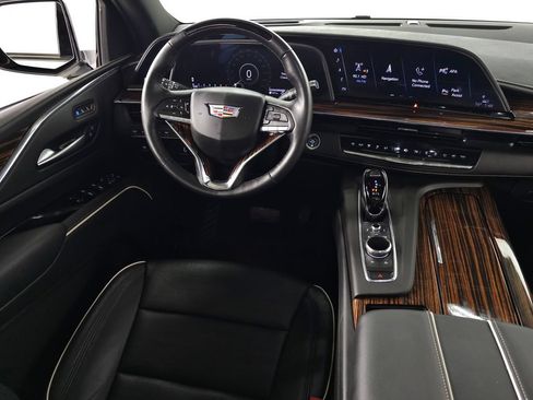 Certified 2024 Cadillac Escalade ESV Premium Luxury AWD/4WD image 20