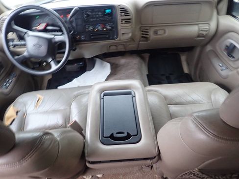 Used 1999 Chevrolet Tahoe Z71 w/ Preferred Equipment Group image 15