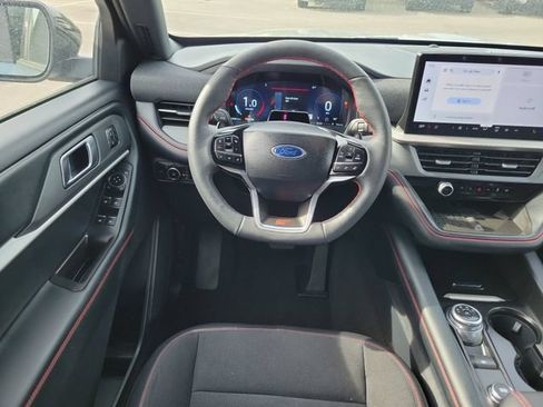 Certified 2025 Ford Explorer ST AWD/4WD image 11