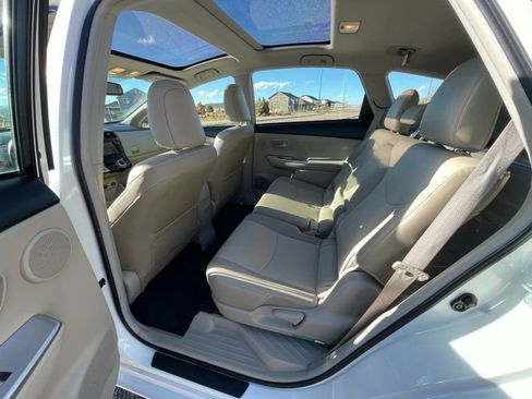 Used 2014 Toyota Prius V Five image 24