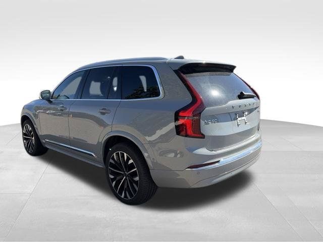 Used 2025 Volvo XC90 T8 Plus w/ Protection Package Premier AWD/4WD image 4