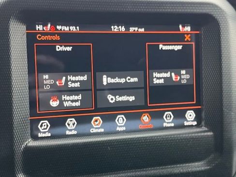 Used 2020 Jeep Wrangler Unlimited Sahara w/ Cold Weather Group image 33