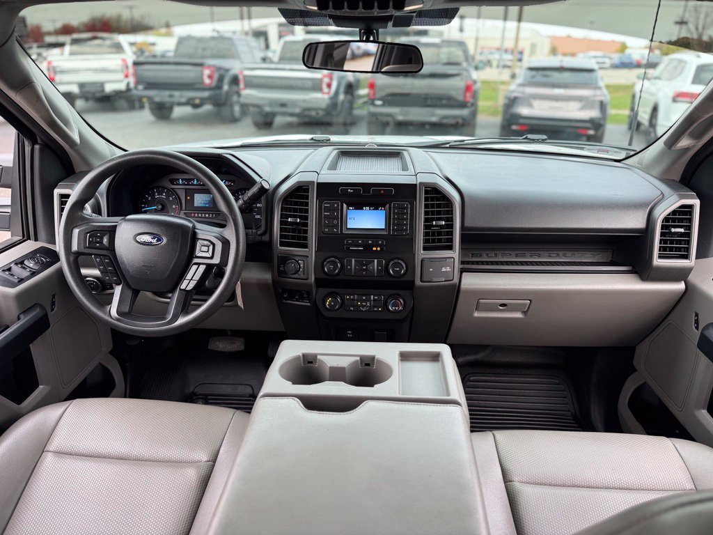 Used 2022 Ford F250 XL w/ Power Equipment Group AWD/4WD image 2