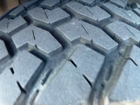 Used 2021 GMC Sierra 1500 AT4 image 11