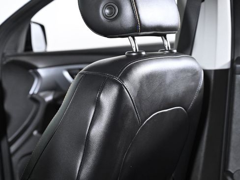 Used 2018 Chevrolet Traverse Premier image 29