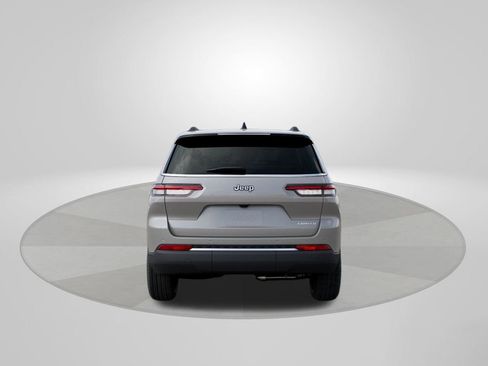 New 2026 Jeep Grand Cherokee L Limited RWD image 7