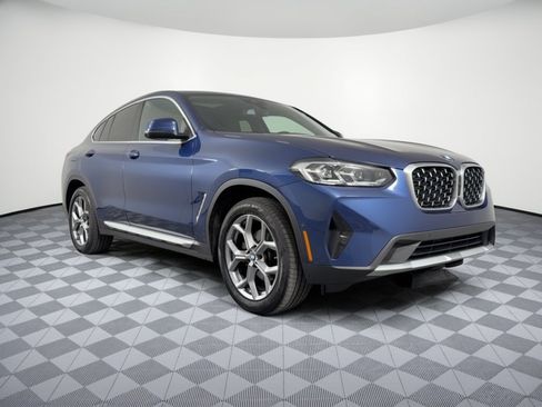 Used 2025 BMW X4 xDrive30i AWD/4WD image 7