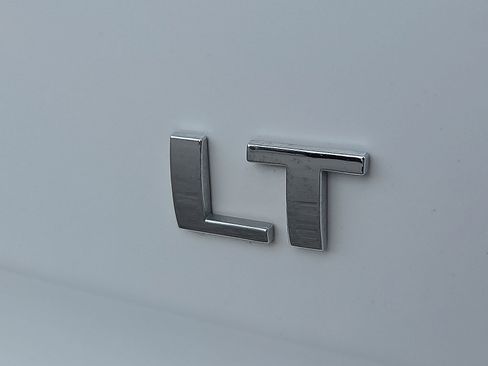 Used 2022 Chevrolet Equinox LT FWD image 9