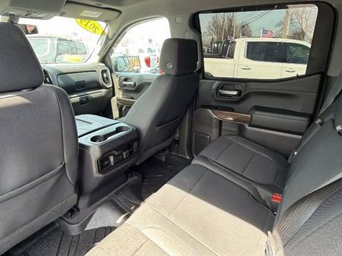 Certified 2019 Chevrolet Silverado 1500 LT Trail Boss AWD/4WD image 33