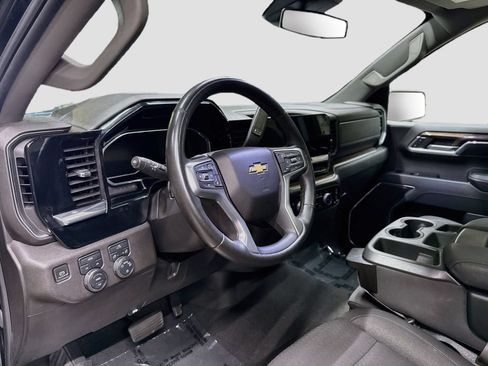 Used 2023 Chevrolet Silverado 1500 LT AWD/4WD image 10