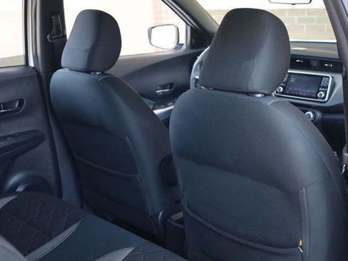 Used 2019 Nissan Kicks SV FWD image 20