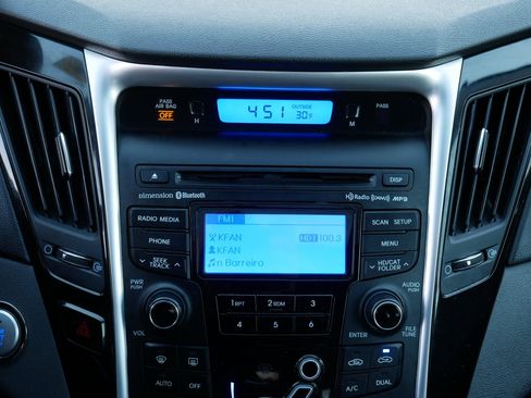 Used 2013 Hyundai Sonata Limited image 22