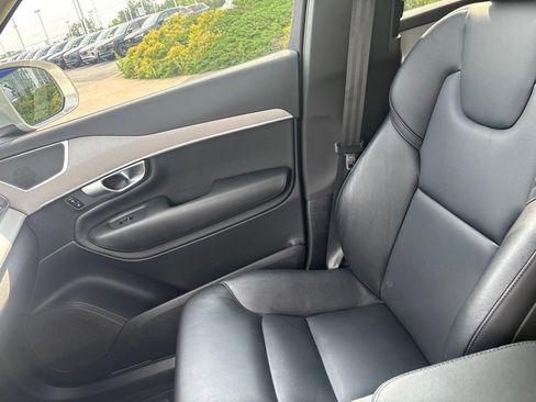 Certified 2023 Volvo XC90 B5 Core w/ Protection Package Premier AWD/4WD image 28