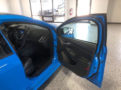 Used 2018 Ford Focus RS AWD/4WD image 21