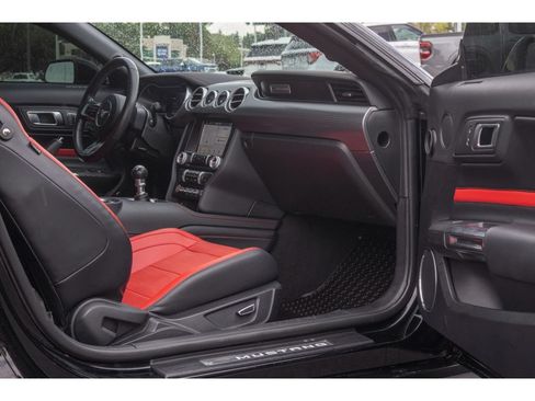 Used 2019 Ford Mustang GT Premium w/ GT Performance Package RWD image 9