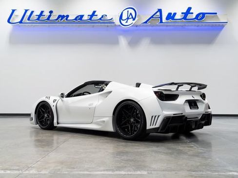 Used 2017 Ferrari 488 Spider RWD image 3