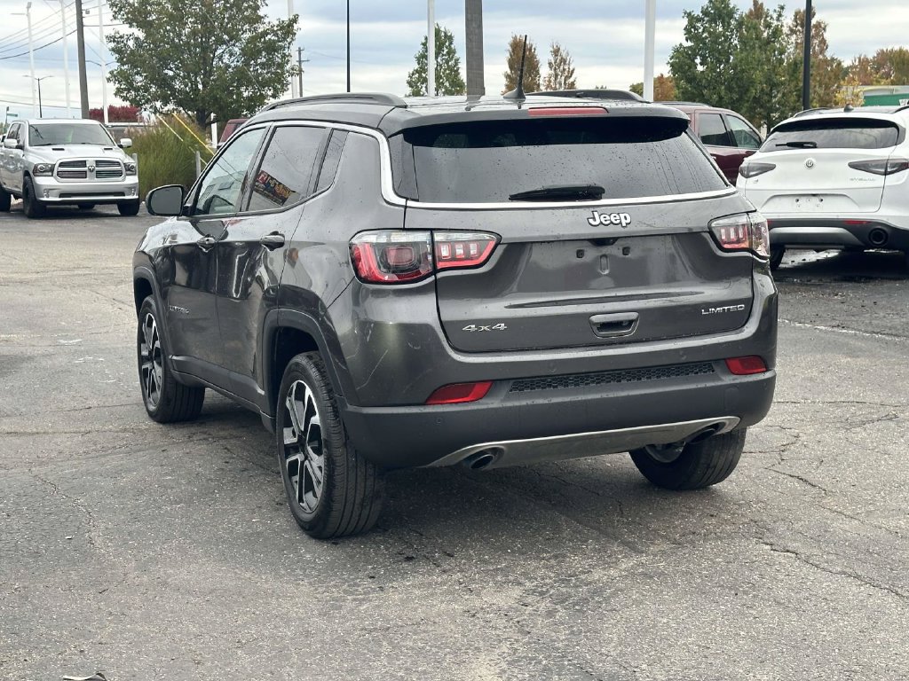 Used 2023 Jeep Compass Limited w/ Sun and Sound Group AWD/4WD image 6