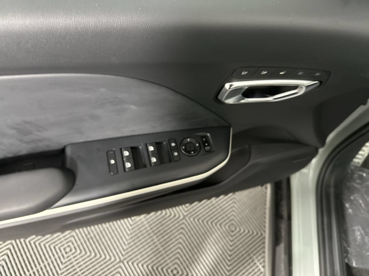 New 2027 Kia K4 GT-Line FWD image 8