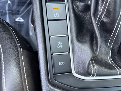 Used 2024 Volkswagen Jetta SE FWD image 25