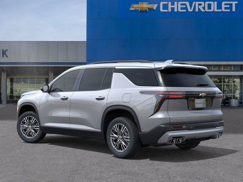 New 2026 Chevrolet Traverse LT FWD image 3