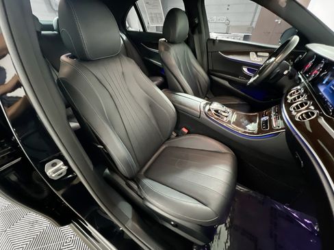 Used 2019 Mercedes-Benz E 300 image 30