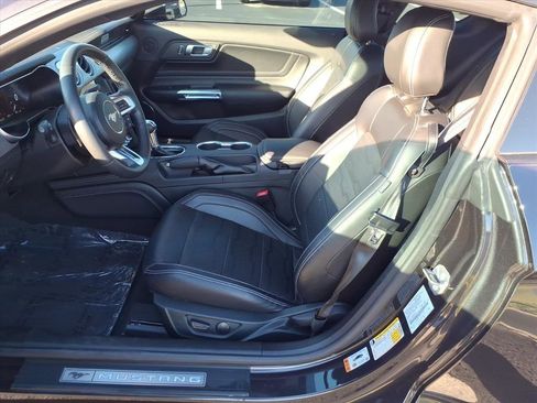 Used 2022 Ford Mustang GT Premium w/ Equipment Group 401A image 9