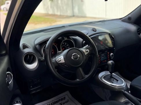 Used 2015 Nissan Juke SV FWD image 11