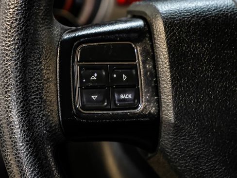 Used 2017 Dodge Journey SE image 21