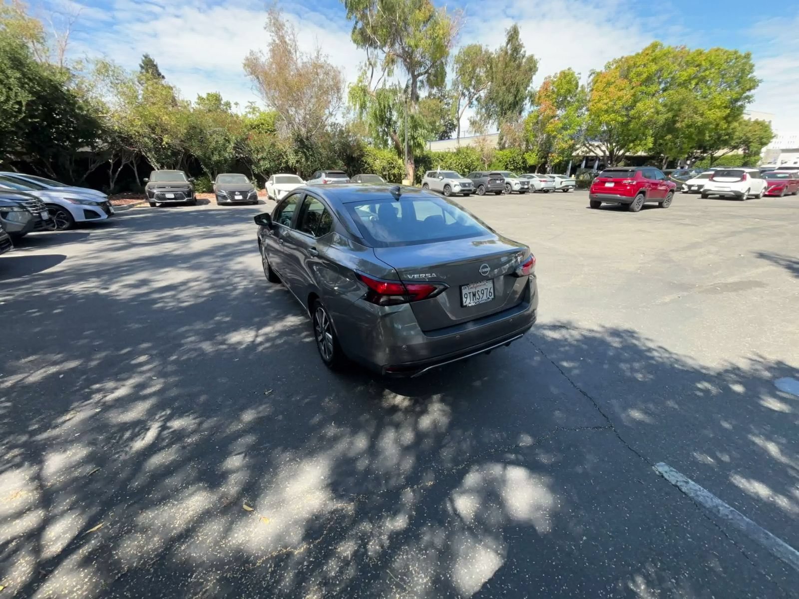Used 2025 Nissan Versa SV FWD image 10