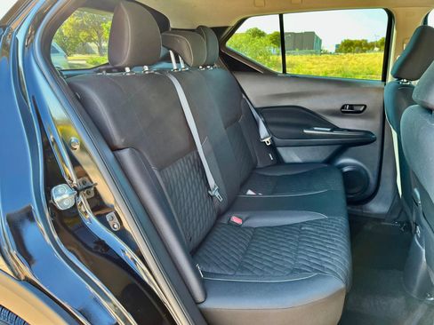 Used 2021 Nissan Kicks S w/ Interior Electronics Package FWD image 34